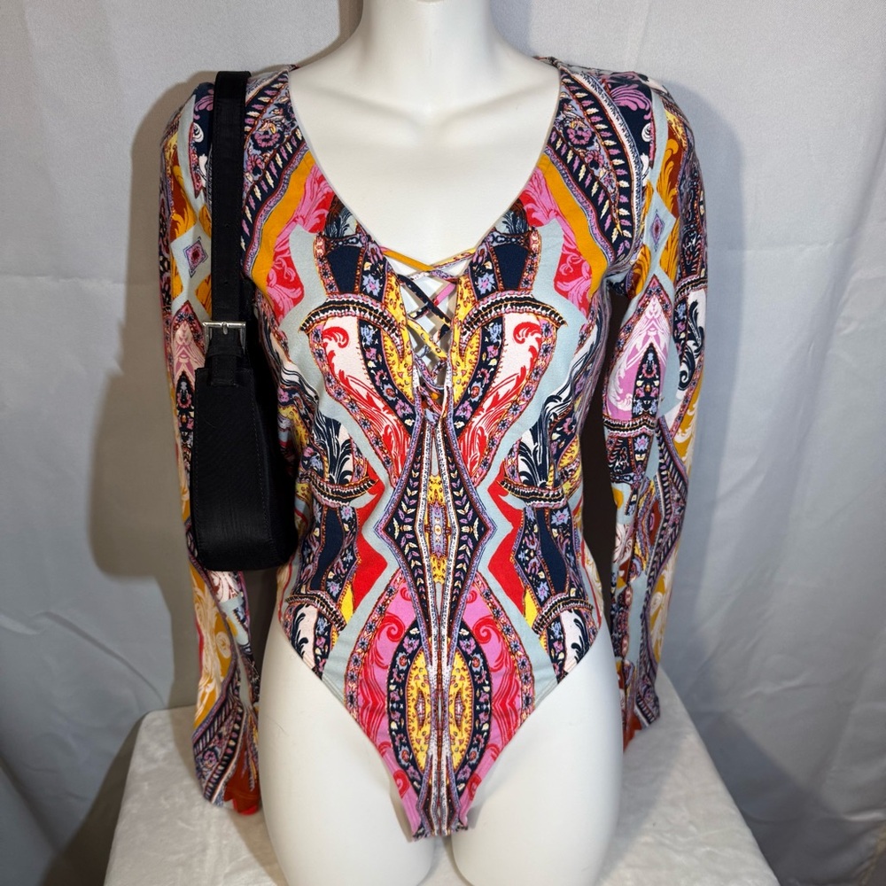 Free People‎ Lace Up Long Sleeve Boho Paisley Bodysuit Y2K Size Small